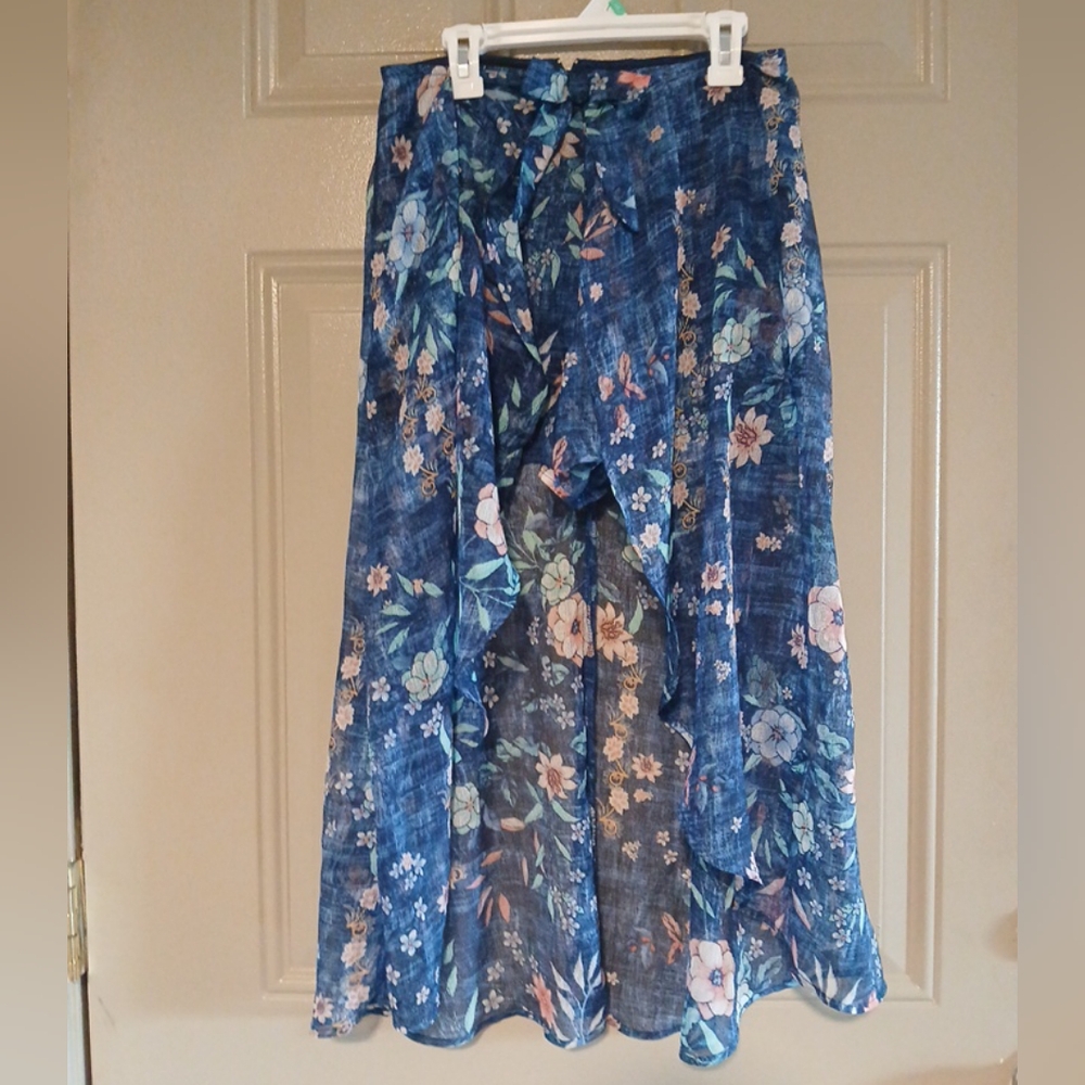 Amy Byer Short attachment Skirt Girls sizeL/14